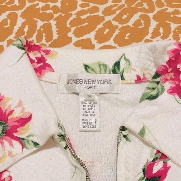 Jones New York Sport White Lightweight Jacket w/ Pink Floral Design, Medium - Picture 4 of 5